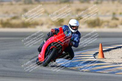 media/Jan-09-2022-SoCal Trackdays (Sun) [[2b1fec8404]]/Turn 11 (935am)/